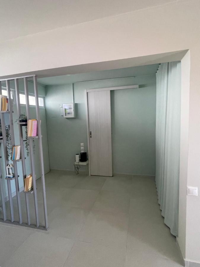 Sophia'S Apartment Saronida المظهر الخارجي الصورة